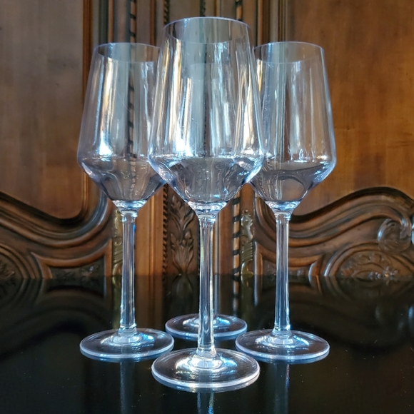 (5pc) 11oz🍷9 1/4" Clear Wine Glass & 1 Pink Metal 2 Handle Bucket - Picture 11 of 16